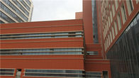 Materiali moderni della facciata della costruzione del rivestimento su ordinazione di terracotta con ad alta resistenza